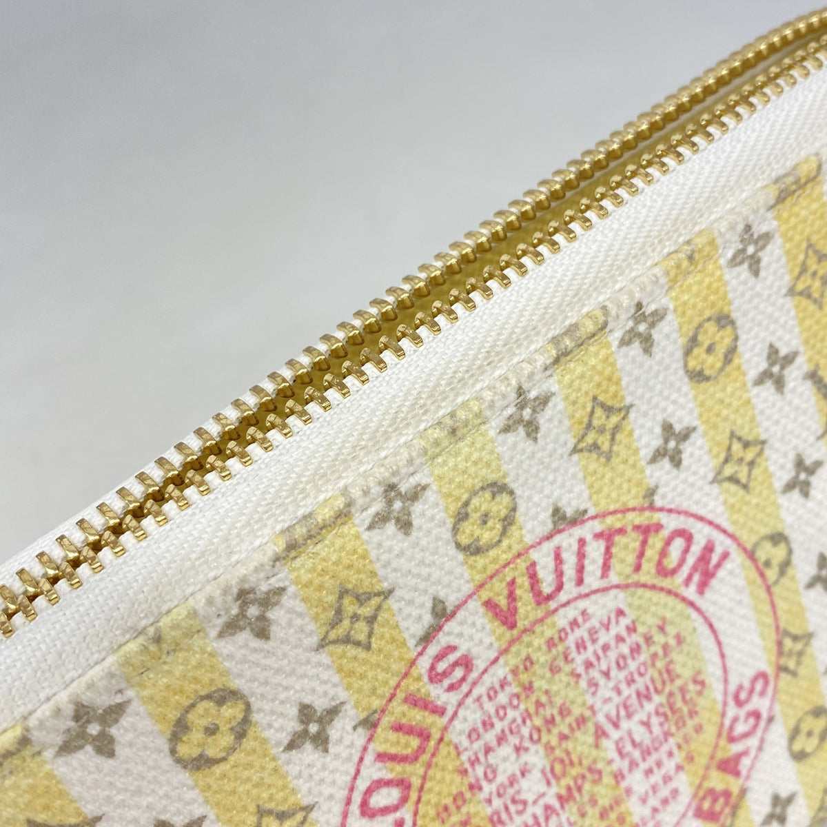 【6ia0445】ルイヴィトン 長財布 LVスタンプ ジッピーウォレット M28463 バナナ【中古】レディース