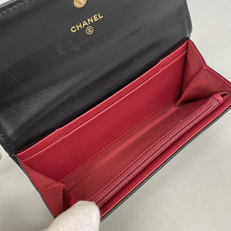 【6ia0448】シャネル 財布 シャネル19 ラムスキン ブラック ゴールド金具【中古】レディース