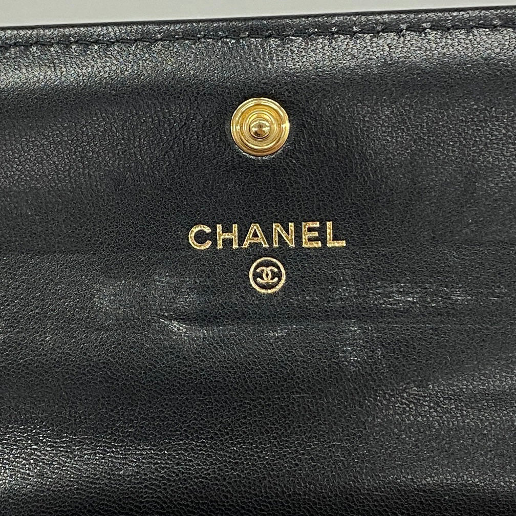 【6ia0448】シャネル 財布 シャネル19 ラムスキン ブラック ゴールド金具【中古】レディース