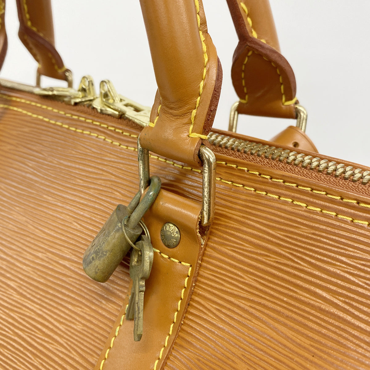 【6ia0551】ルイヴィトン ボストンバッグ エピ キーポル50 M42968 ジパングゴールド【中古】メンズ レディース ユニセックス