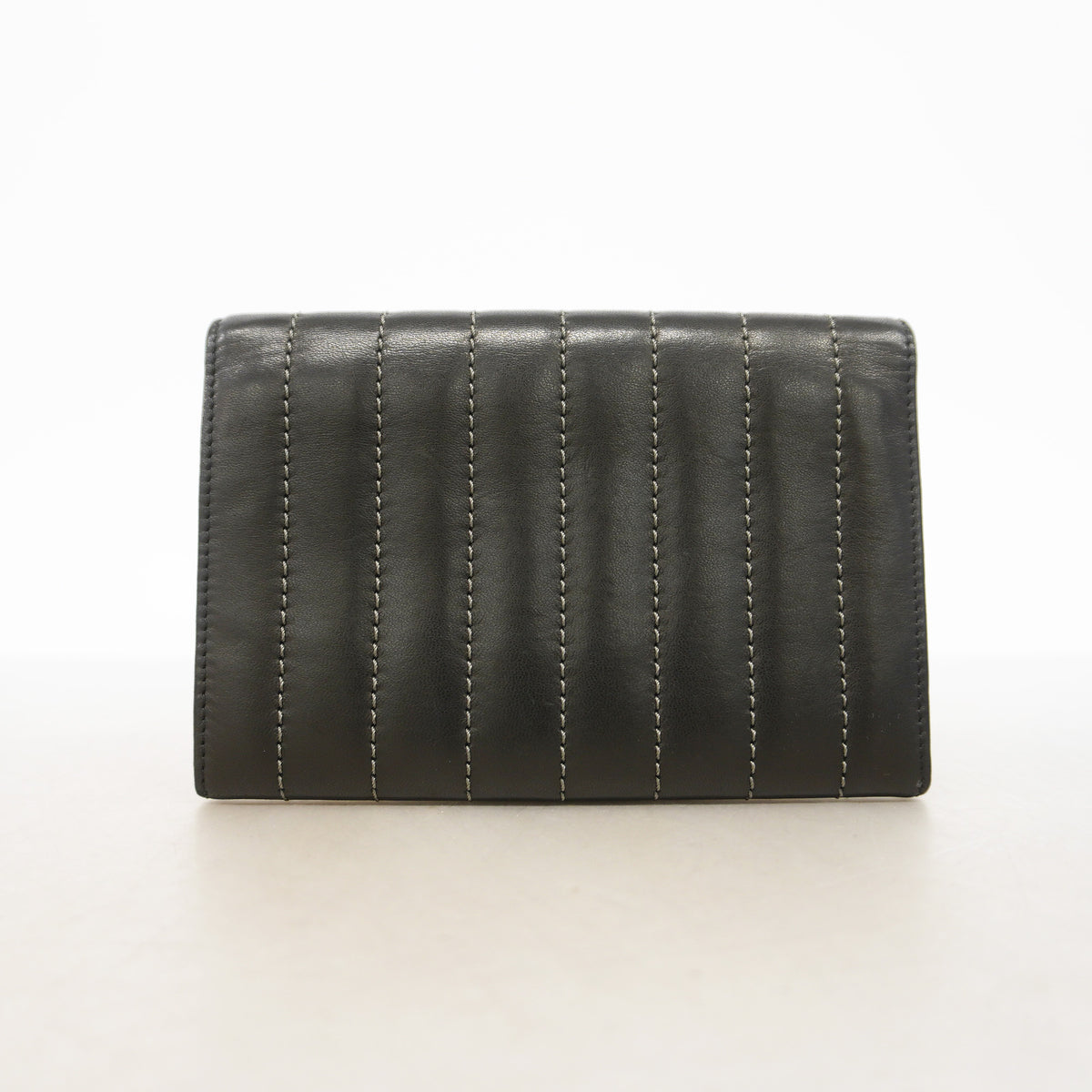 【6ia0558】シャネル 財布 マドモアゼル ラムスキン ブラック シルバー金具【中古】レディース