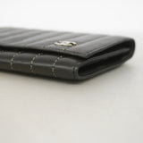 【6ia0558】シャネル 財布 マドモアゼル ラムスキン ブラック シルバー金具【中古】レディース