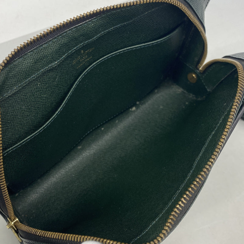 【6ia0585】ルイヴィトン クラッチバッグ タイガ バイカル M30184 エピセア【中古】メンズ