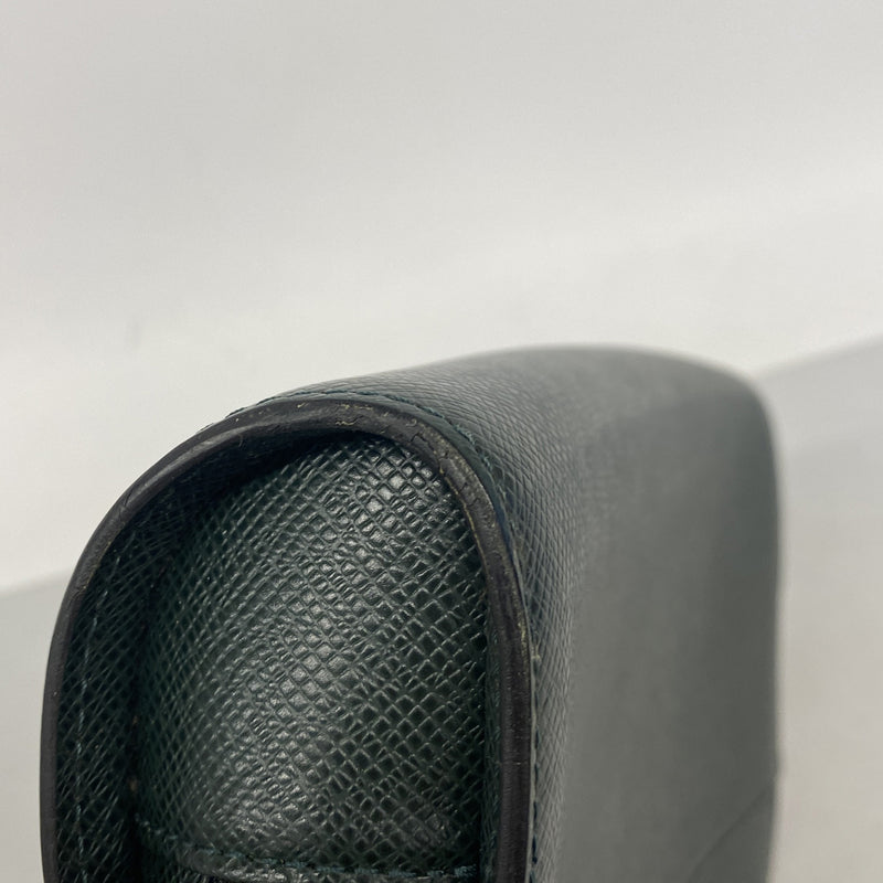 【6ia0585】ルイヴィトン クラッチバッグ タイガ バイカル M30184 エピセア【中古】メンズ