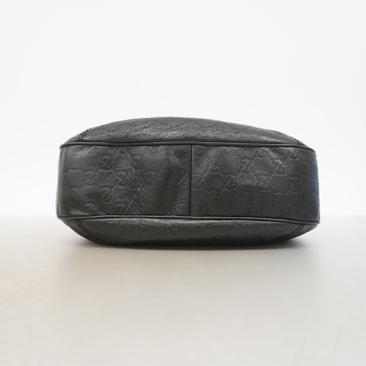 【6ia0596】グッチ ショルダーバッグ グッチシマ 233608 レザー ブラック シャンパンゴールド金具【中古】レディース