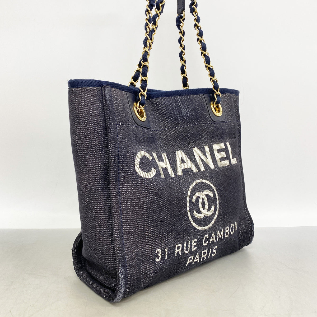【6ia0606-k】シャネル チェーントート ドーヴィル デニム ネイビー ゴールド金具【中古】レディース