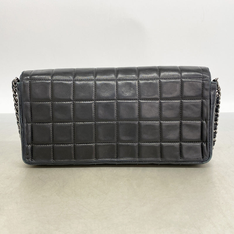 【6ia0609-k】シャネル ショルダーバッグ チョコバー チェーンショルダー ラムスキン ブラック シルバー金具【中古】レディース