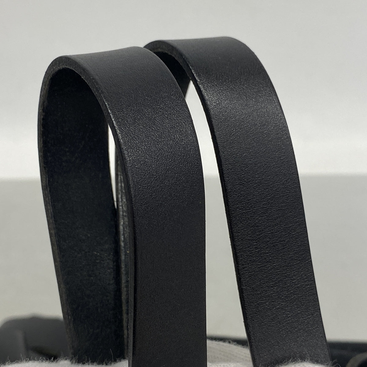 【6ia0617】エルメス リュック・デイパック エールバッグアドMM トワルオフィシエ ブラック シルバー金具 □H刻印【中古】レディース