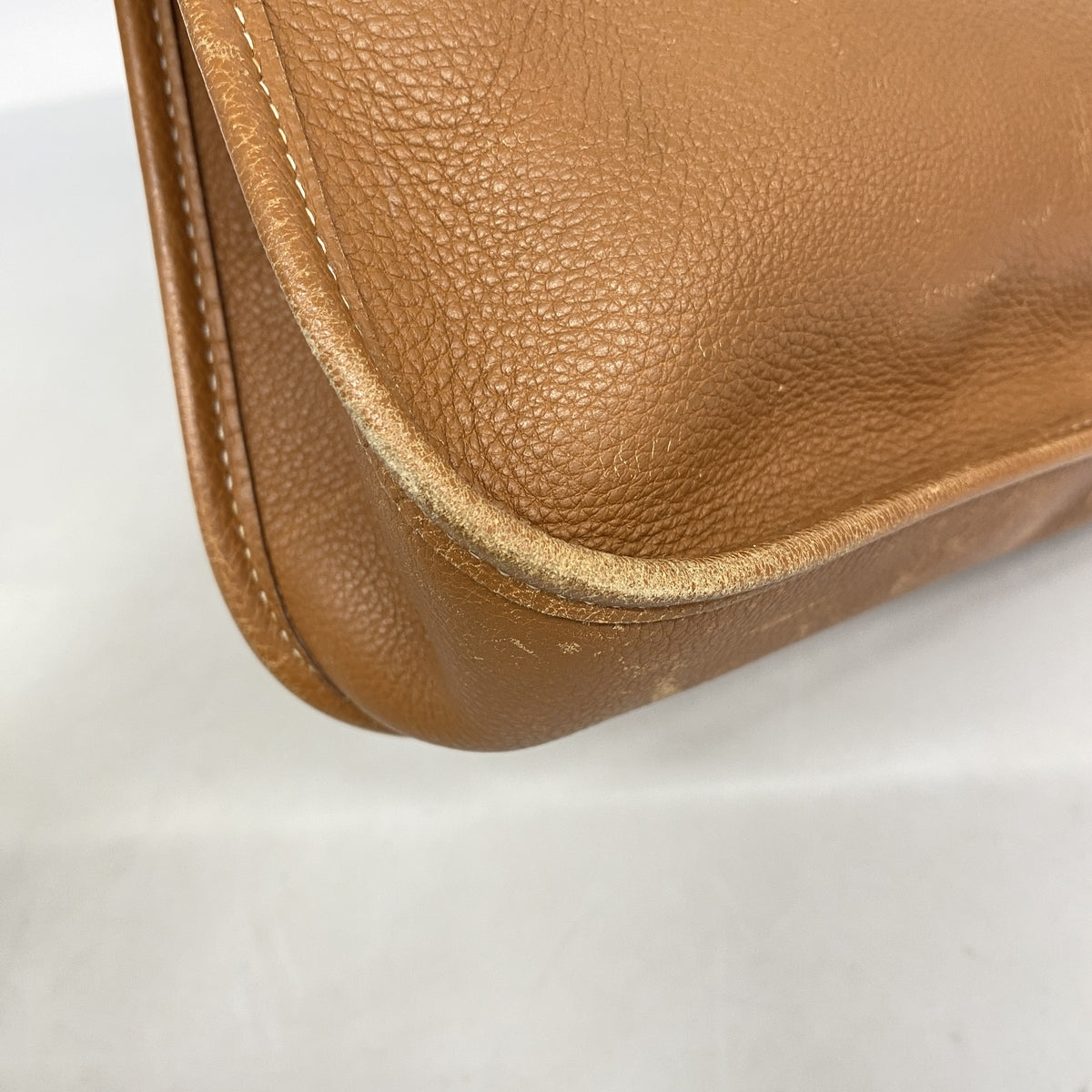 【6ia0618】エルメス ショルダーバッグ ヴェスパPM エバーカラー ゴールド ゴールド金具 □C刻印【中古】レディース