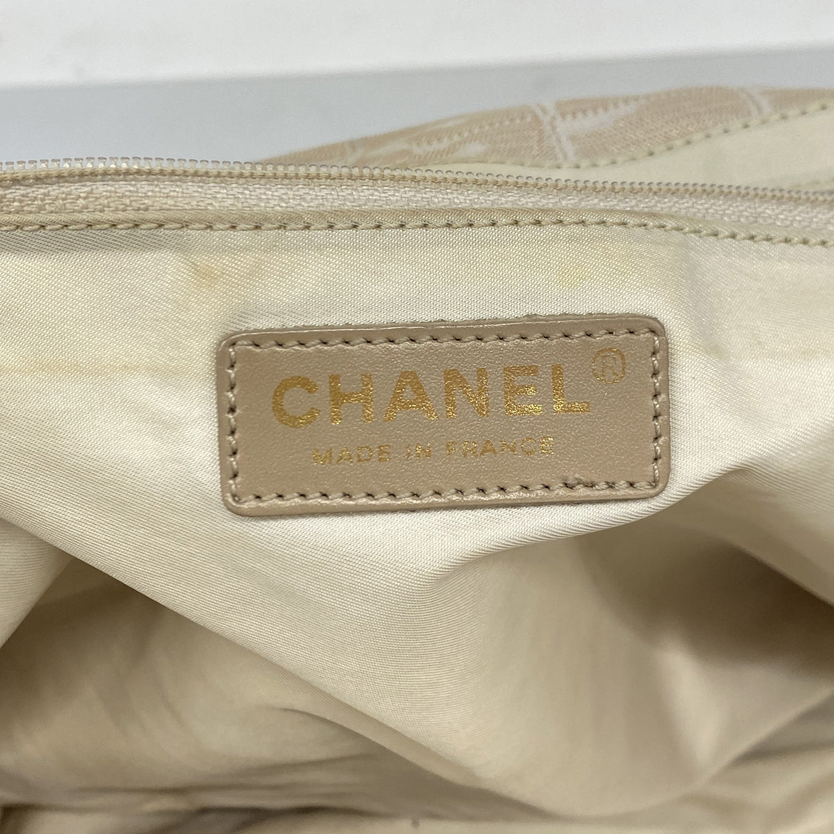 【6ia0634】シャネル トートバッグ ニュートラベル ナイロン ベージュ シャンパンゴールド金具【中古】レディース