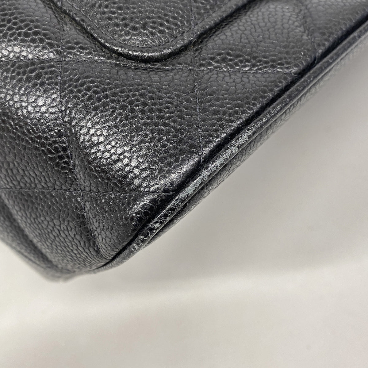 【6ia0644】シャネル トートバッグ 復刻トート キャビアスキン ブラック ゴールド金具【中古】レディース