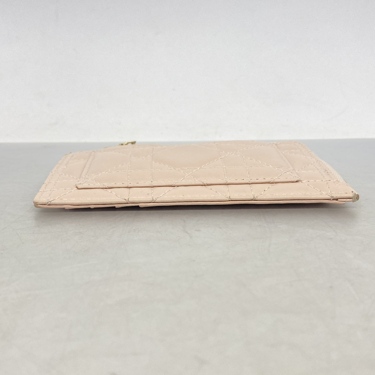 【6ia0653】クリスチャンディオール コインケース カナージュ レザー ピンク シャンパンゴールド金具【中古】レディース