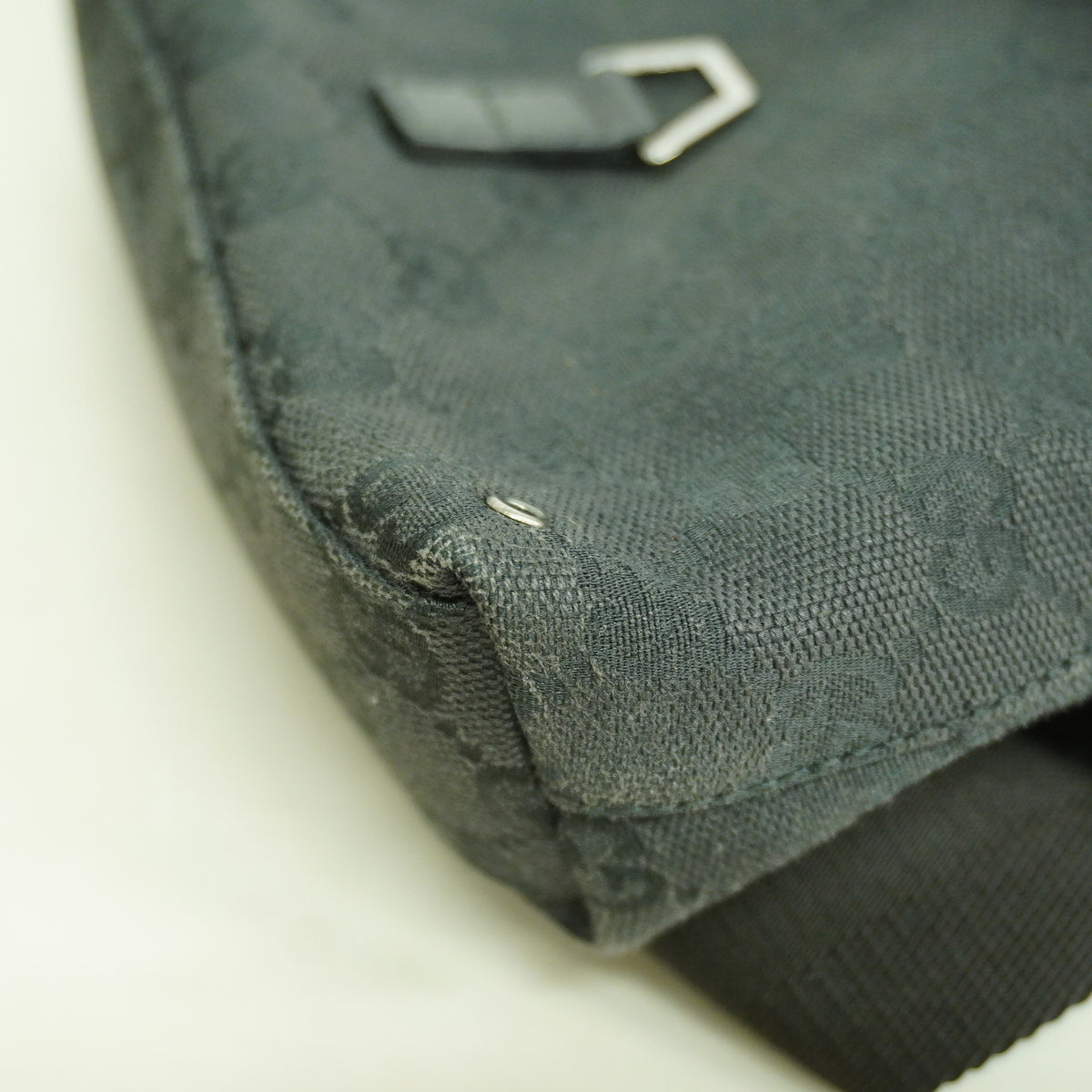 【6ia0654-k】グッチ ウエストバッグ GGキャンバス 92543 キャンバス ブラック シルバー金具【中古】レディース