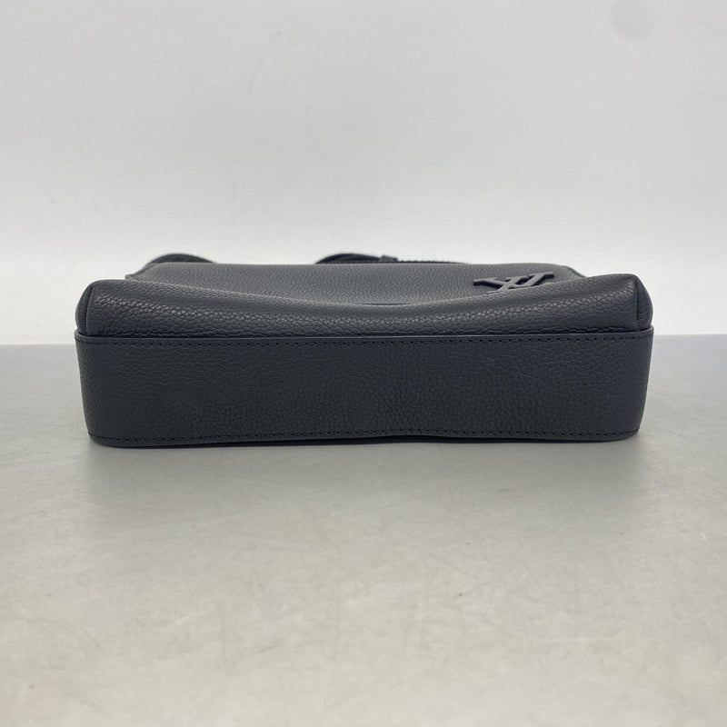 【6ia0664】ルイヴィトン ショルダーバッグ LVアエログラム ファストラインメッセンジャー M22482 ブラック【中古】メンズ