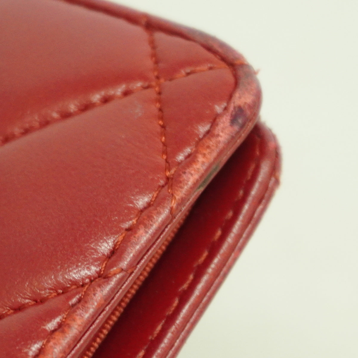 【6ia0684-k】シャネル 長財布 マトラッセ ラムスキン レッド シルバー金具【中古】レディース