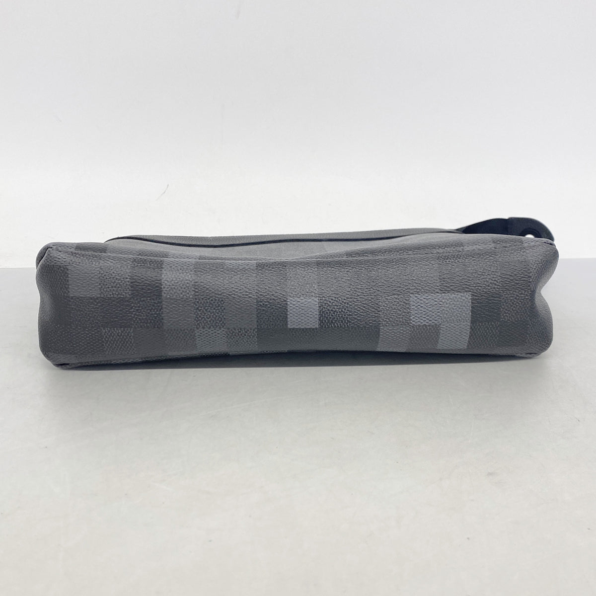 【6ia0796】ルイヴィトン クラッチバッグ ダモフラージュ ポシェットヴォワヤージュスープル M14926 ブラック【中古】メンズ
