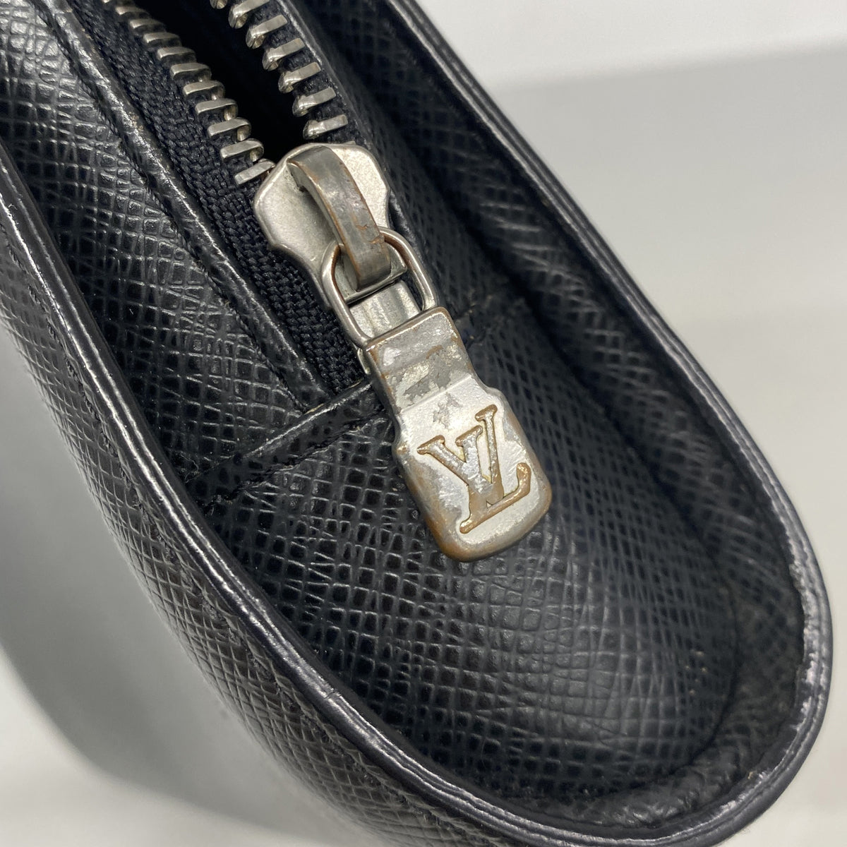 【6ia0817】ルイヴィトン クラッチバッグ タイガ バイカル M30182 アルドワーズ【中古】メンズ