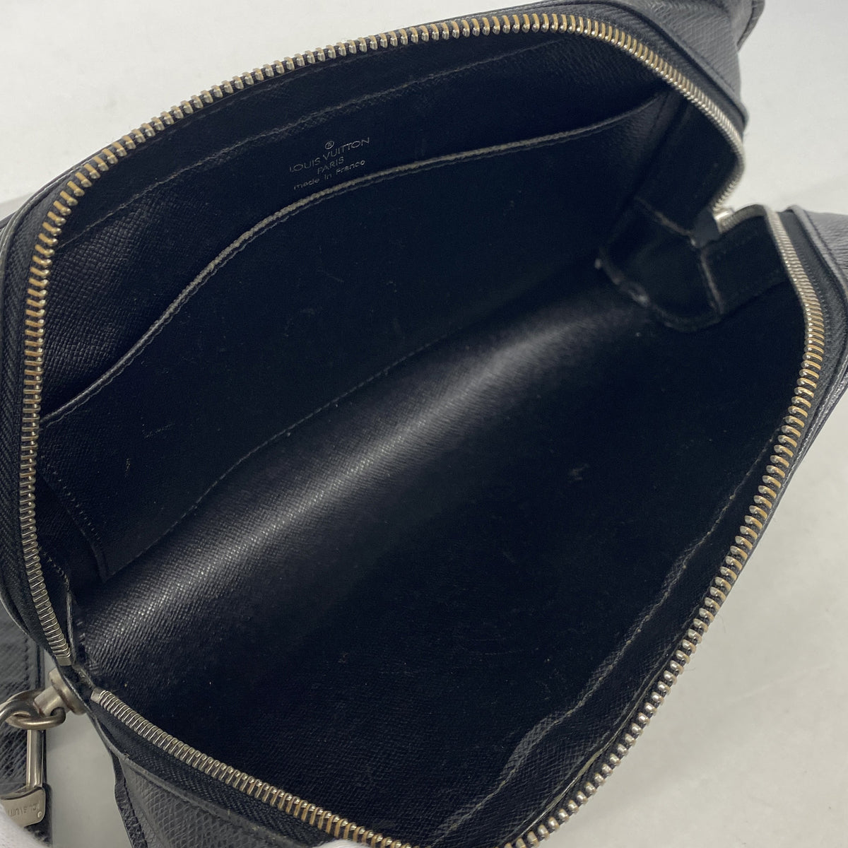 【6ia0817】ルイヴィトン クラッチバッグ タイガ バイカル M30182 アルドワーズ【中古】メンズ