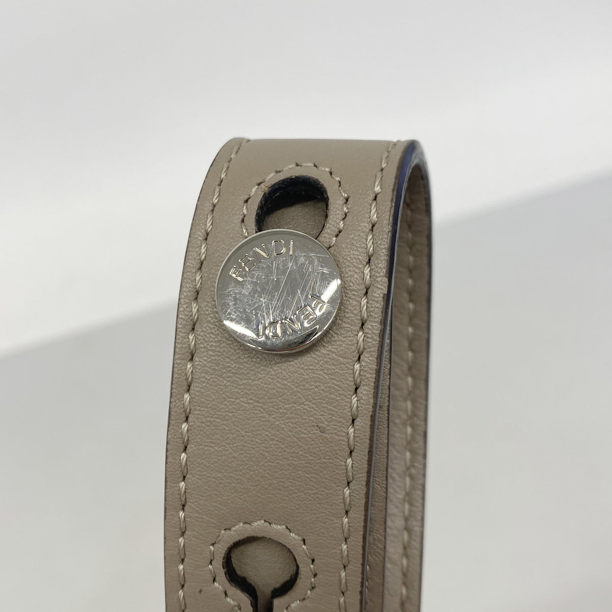 【6ia0849-h】フェンディ ハンドバッグ バイザウェイ レザー ベージュ シルバー金具 2wayバッグ【中古】レディース