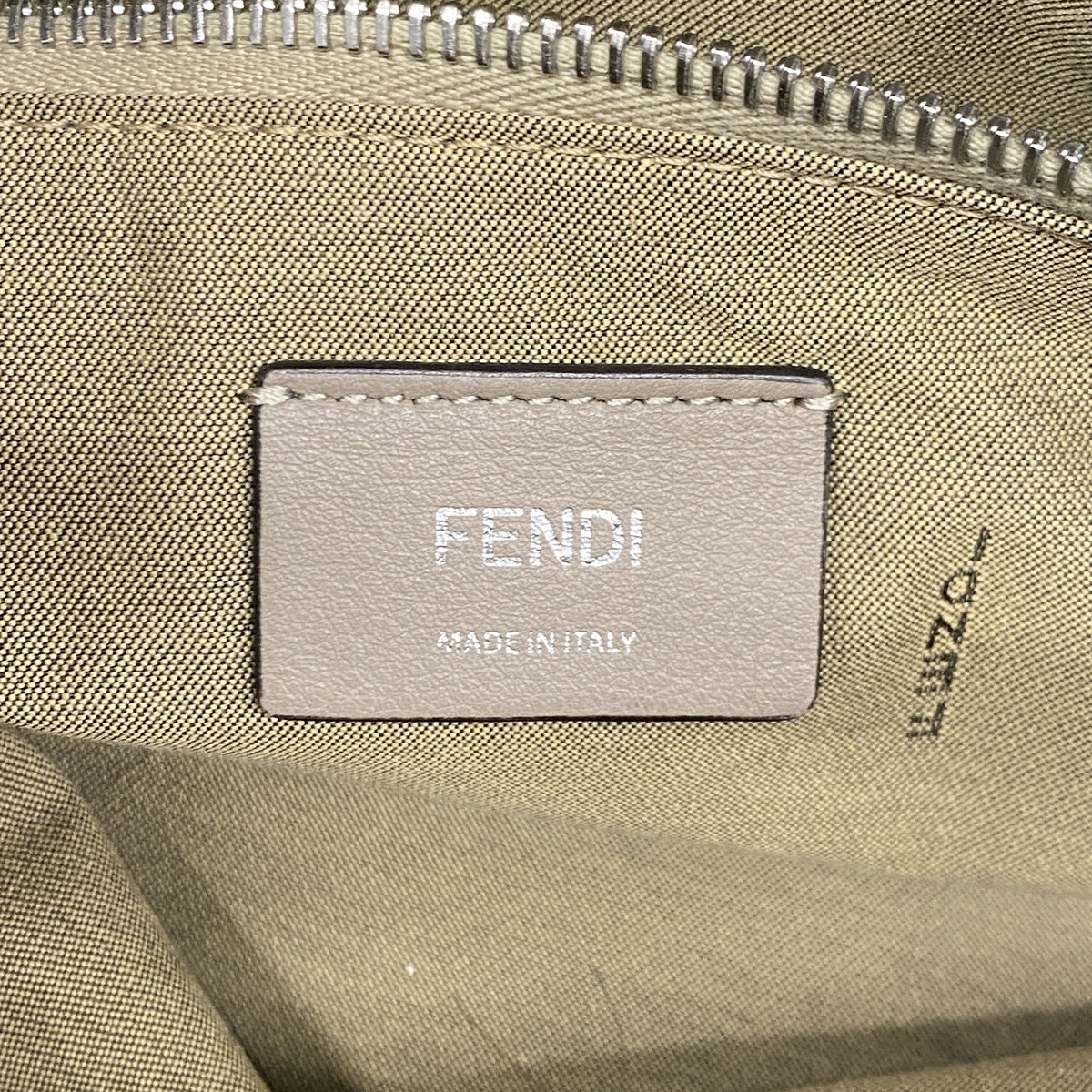 【6ia0849-h】フェンディ ハンドバッグ バイザウェイ レザー ベージュ シルバー金具 2wayバッグ【中古】レディース