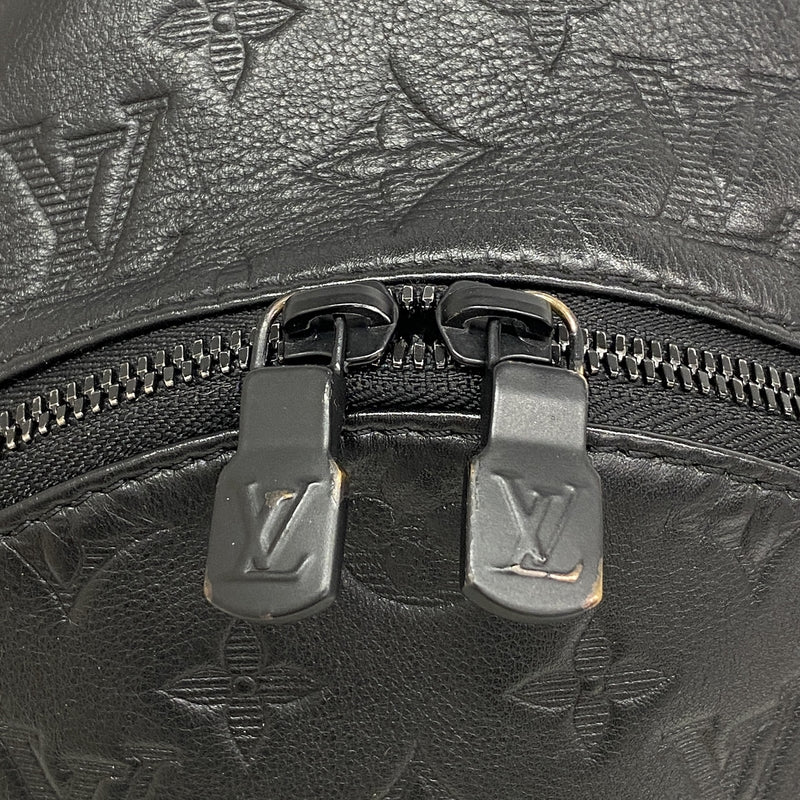【6ia0853】ルイヴィトン ボディバッグ モノグラム・シャドウ レーサースリングバッグ M46107 ブラック【中古】メンズ