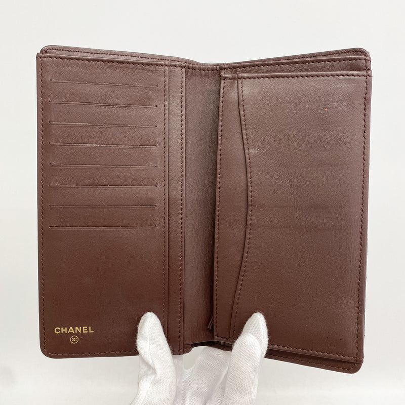【6ia0857】シャネル 長財布 マトラッセ キャビアスキン ブラック ゴールド金具【中古】レディース
