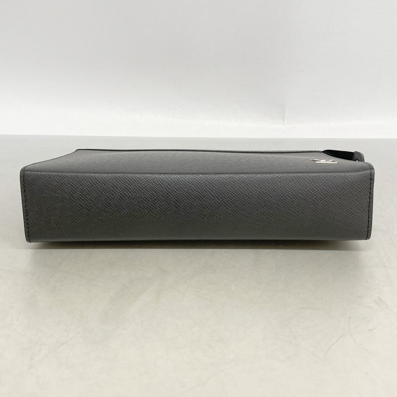 【6ia0869】ルイヴィトン クラッチバッグ タイガ ポシェットヴォワヤージュ M30450 ノワール【中古】メンズ