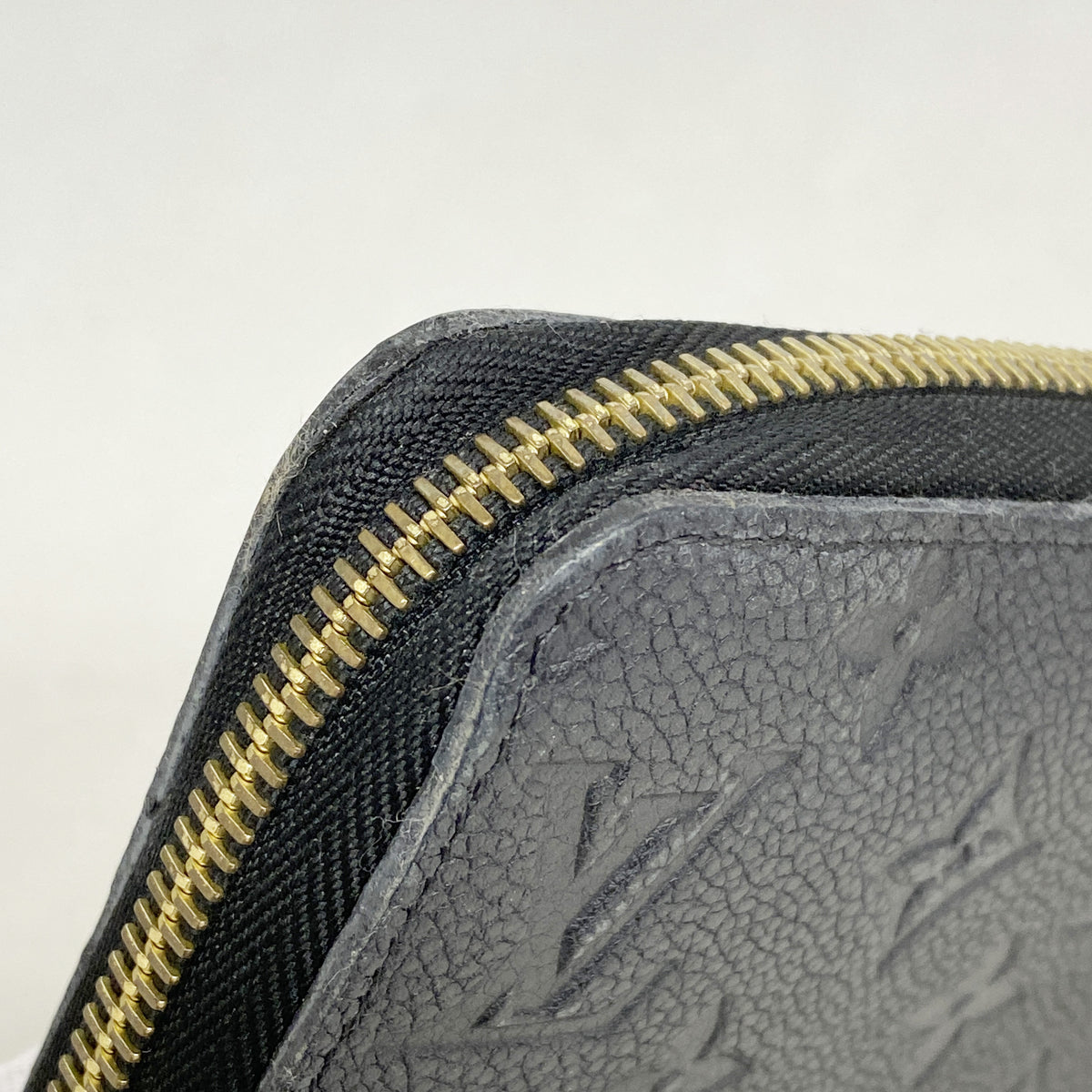 【6ia0916】ルイヴィトン 長財布 モノグラム・アンプラント ジッピーウォレット M60571 ノワール【中古】レディース