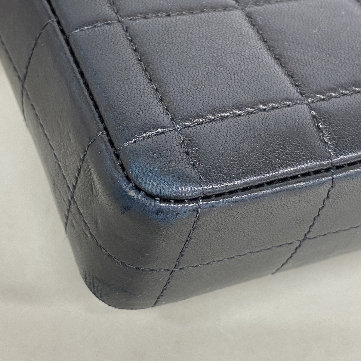 【6ia0938】シャネル ショルダーバッグ チョコバー チェーンショルダー ラムスキン ブラック ゴールド金具【中古】レディース