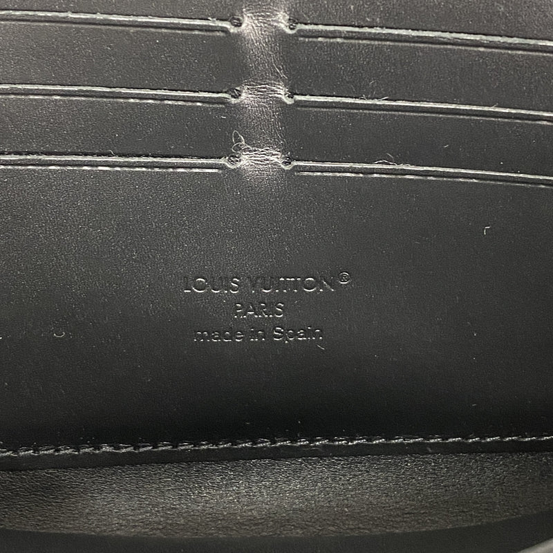 【6ia0944】ルイヴィトン 長財布 モノグラム・ミッドナイト ジッピーウォレットホリゾンタル M28048 ブラック【中古】メンズ