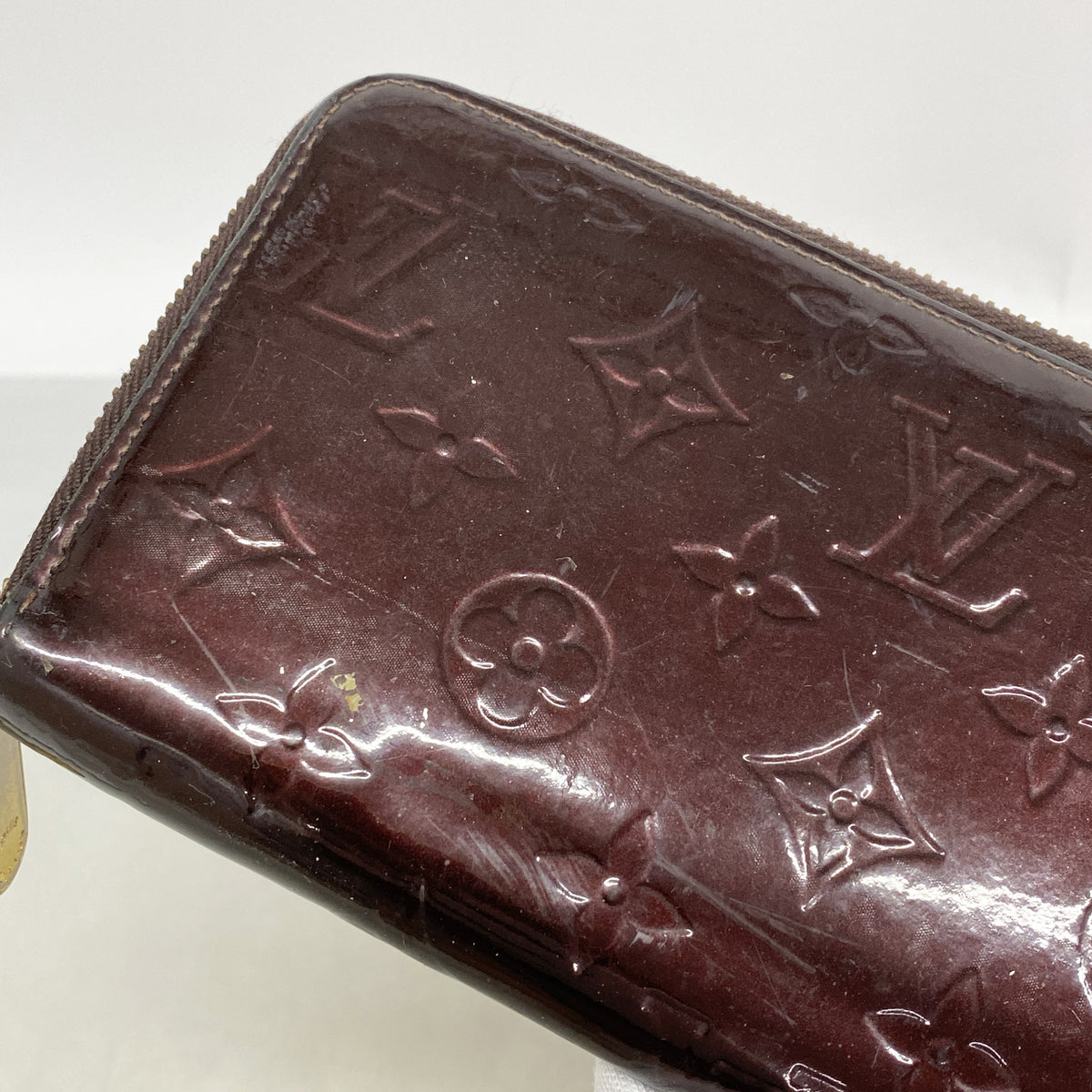 【6ia0954】ルイヴィトン 長財布 ヴェルニ ジッピーウォレット M93522 アマラント【中古】レディース