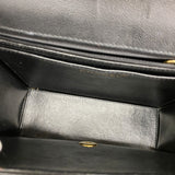【6ia0983】シャネル ショルダーバッグ マトラッセ チェーンショルダー キャビアスキン ブラック ゴールド金具【中古】レディース
