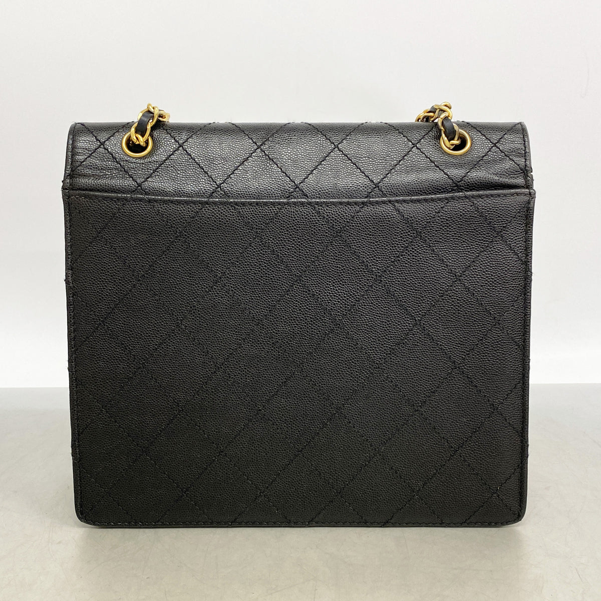 【6ia0983】シャネル ショルダーバッグ マトラッセ チェーンショルダー キャビアスキン ブラック ゴールド金具【中古】レディース