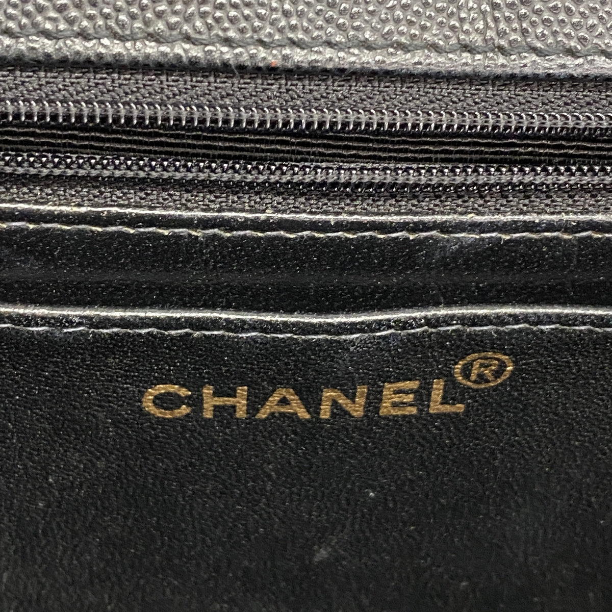 【6ia0983】シャネル ショルダーバッグ マトラッセ チェーンショルダー キャビアスキン ブラック ゴールド金具【中古】レディース