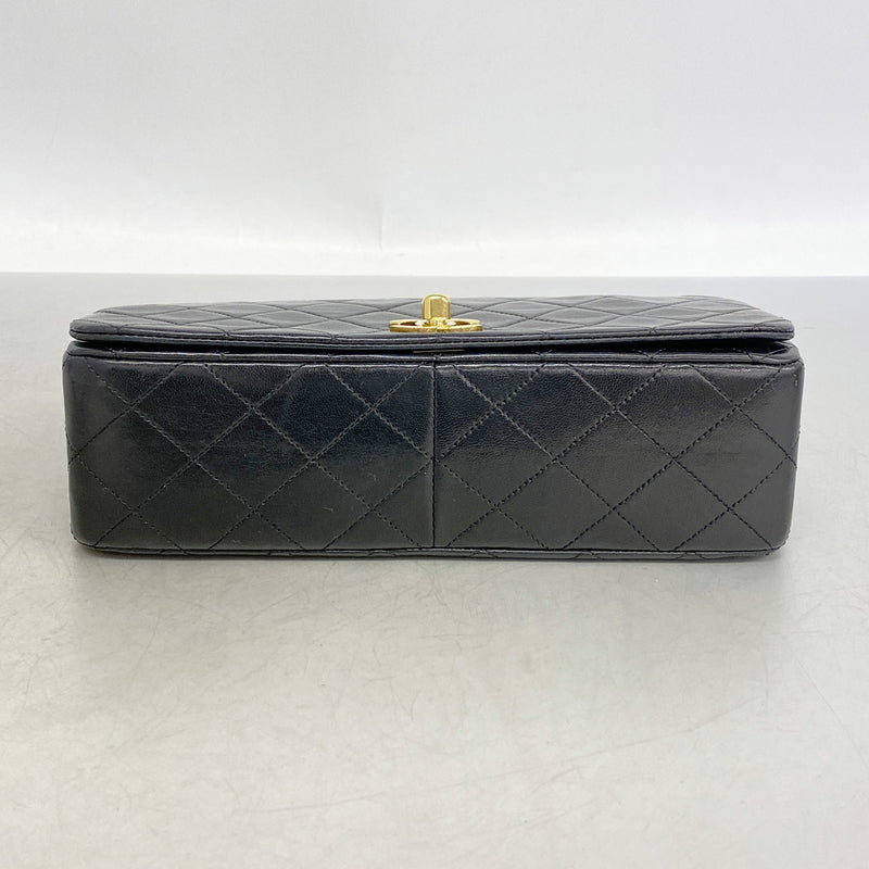 【6ia0985】シャネル ショルダーバッグ マトラッセ チェーンショルダー ラムスキン ブラック ゴールド金具【中古】レディース
