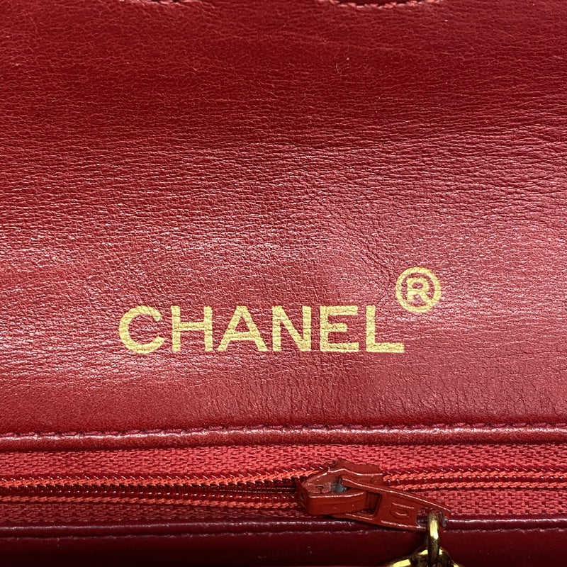 【6ia0986】シャネル ショルダーバッグ ミニマトラッセ チェーンショルダー ラムスキン レッド ゴールド金具【中古】レディース