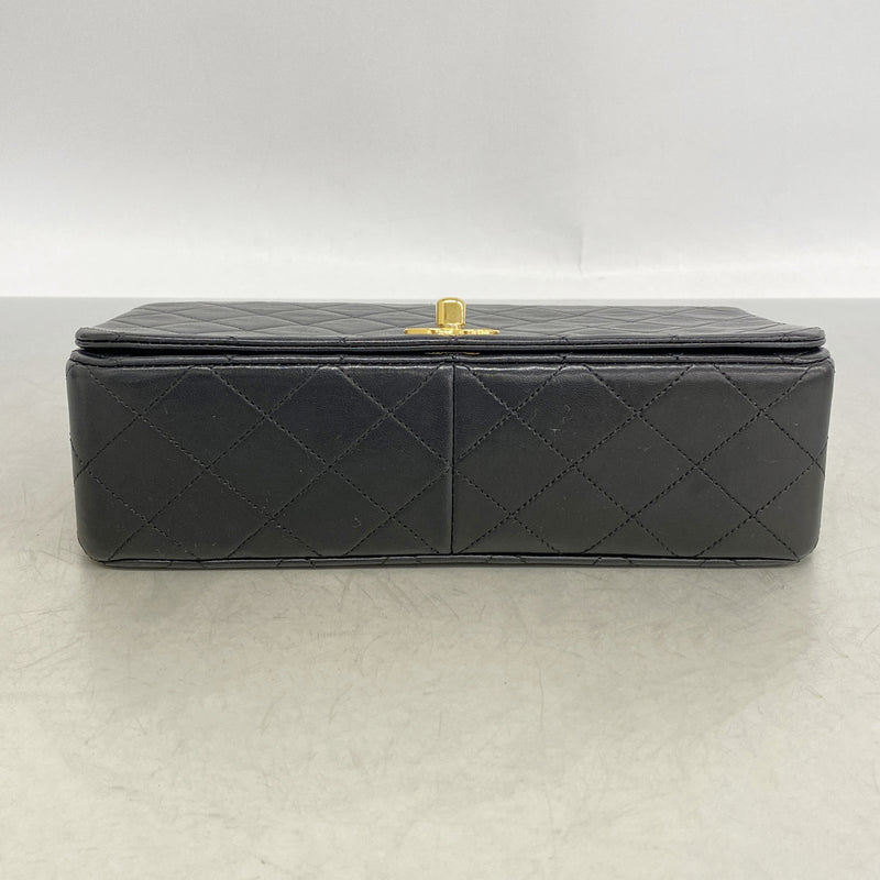 【6ia0987】シャネル ショルダーバッグ マトラッセ チェーンショルダー ラムスキン ブラック ゴールド金具【中古】レディース