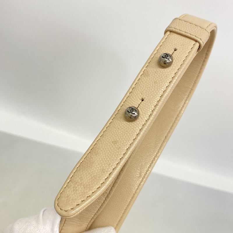 【6ia0988】シャネル ショルダーバッグ ボーイシャネル チェーンショルダー シェブロン キャビアスキン ベージュ シルバー金具【中古】レディース