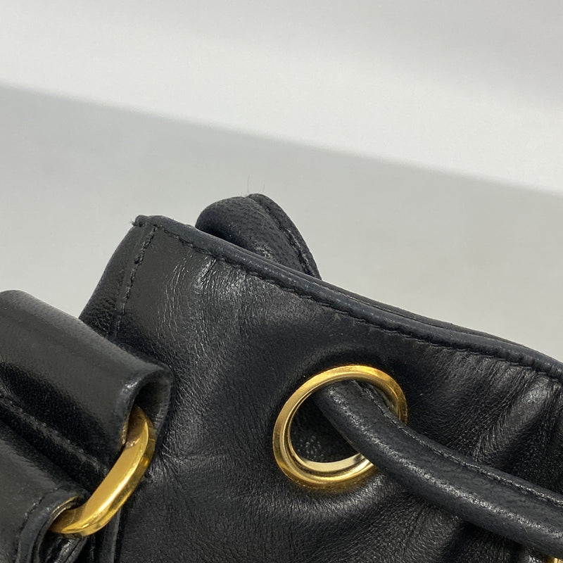 【6ia1003】シャネル ショルダーバッグ チェーンショルダー ラムスキン ブラック ゴールド金具【中古】レディース
