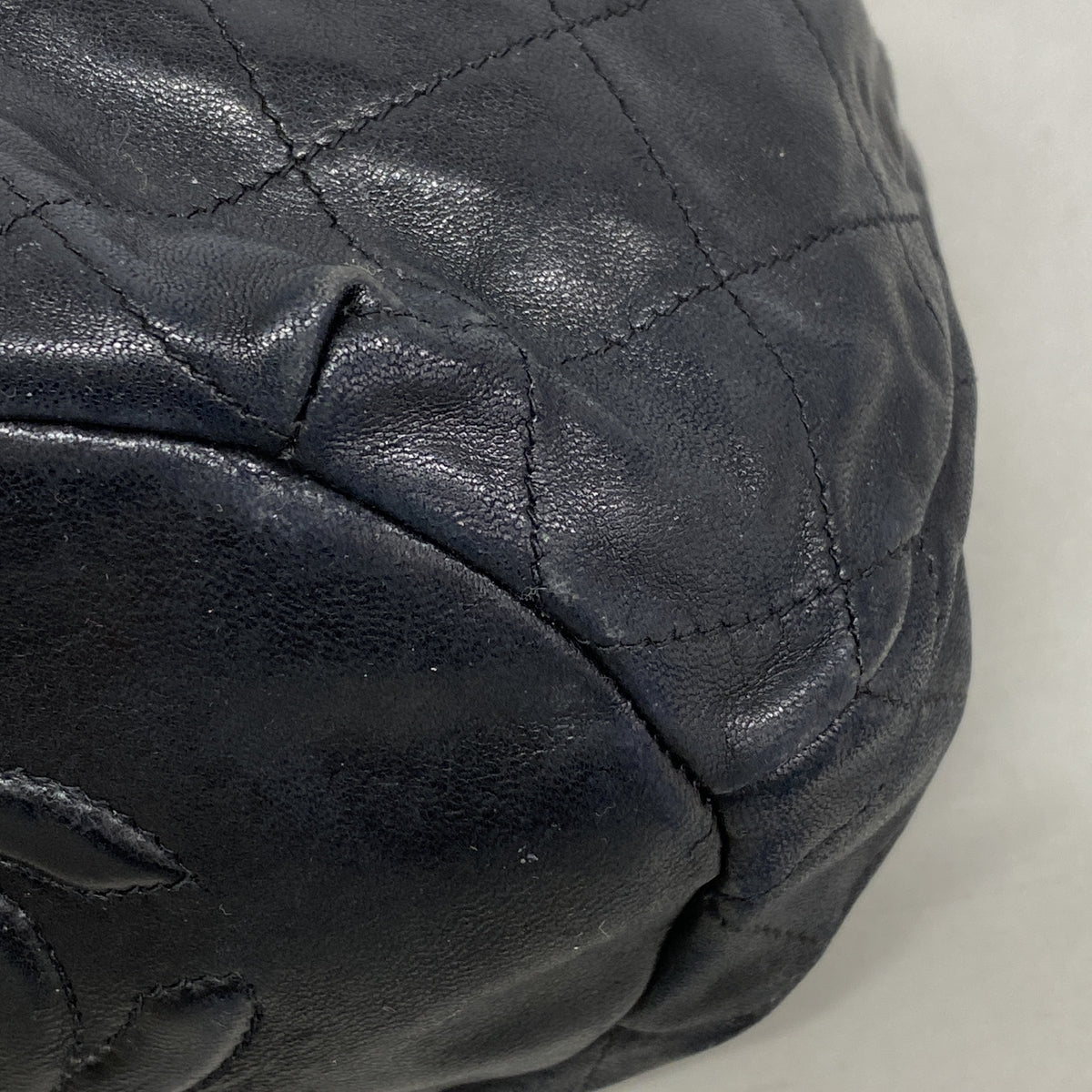 【6ia1004】シャネル ショルダーバッグ マトラッセ チェーンショルダー ラムスキン ブラック ゴールド金具【中古】レディース