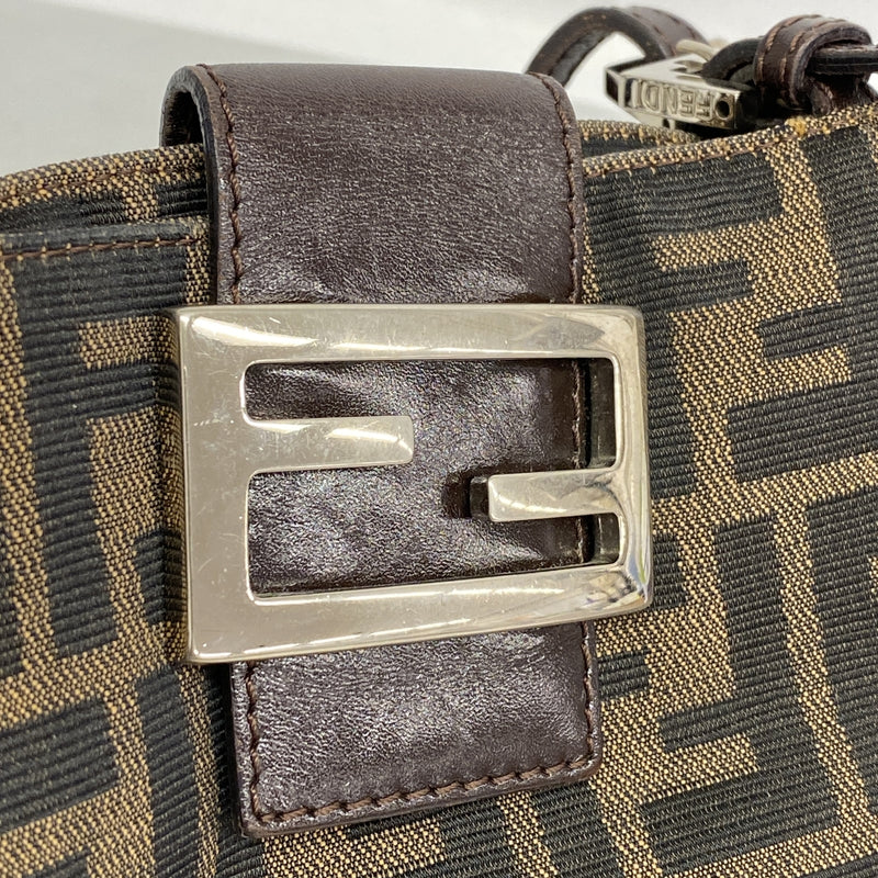 【6ia1017】フェンディ ショルダーバッグ ズッカ ナイロンキャンバス ブラウン シルバー金具【中古】レディース