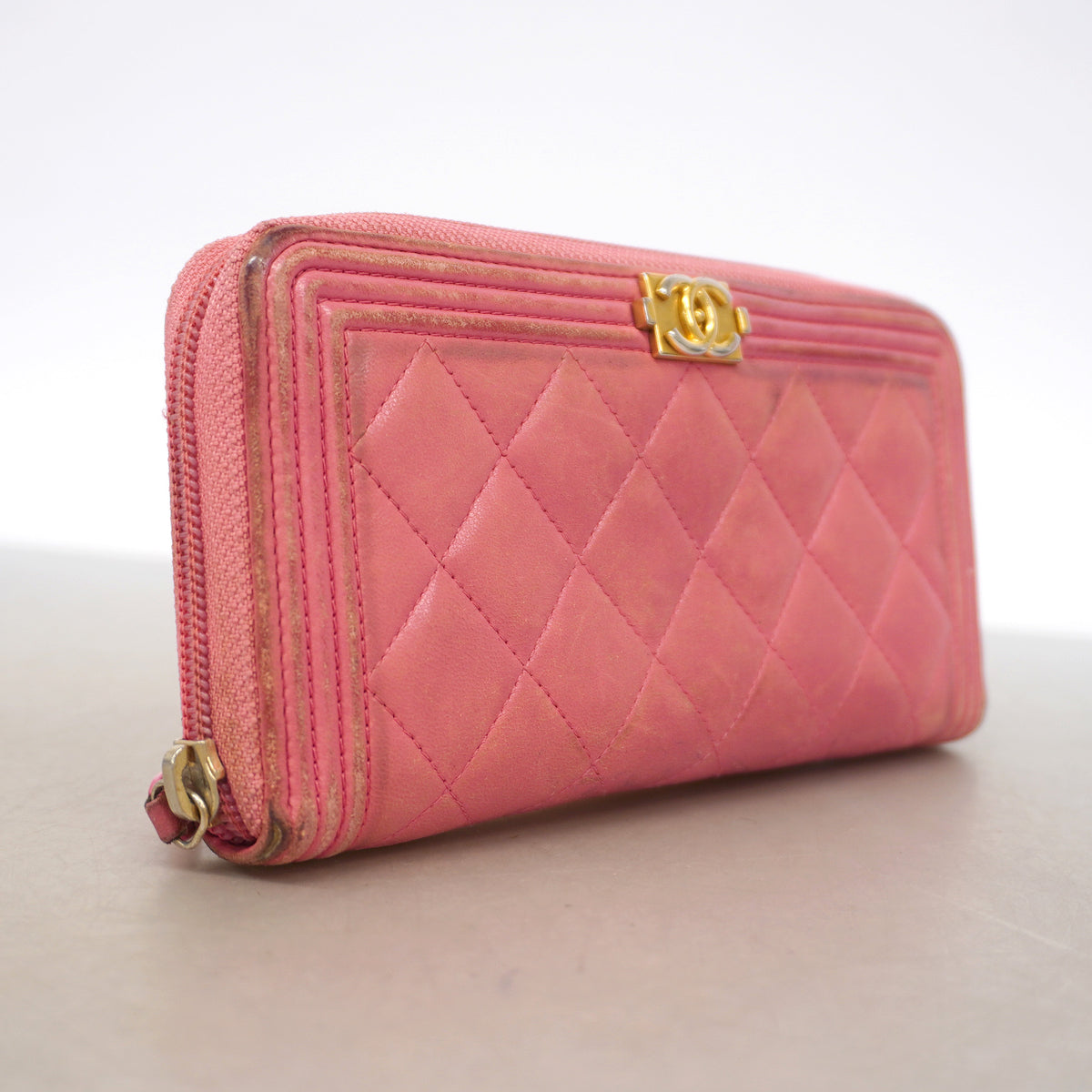 【6ia1038】シャネル 長財布 ボーイシャネル ラムスキン ピンク ゴールド金具【中古】レディース