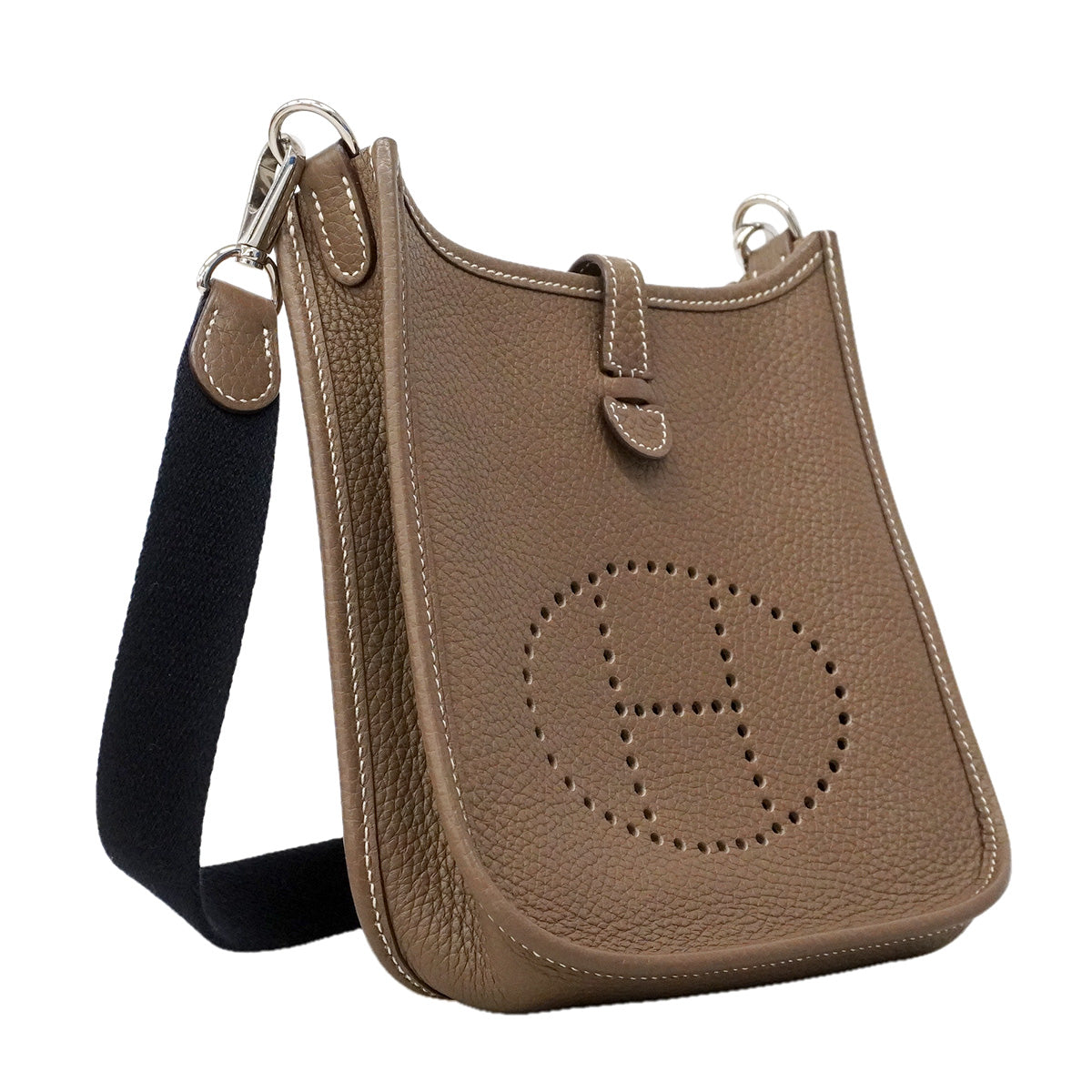 【6ia1083】エルメス ショルダーバッグ エヴリンTPM トリヨンクレマンス エトゥープ シルバー金具 Z刻印【中古】レディース