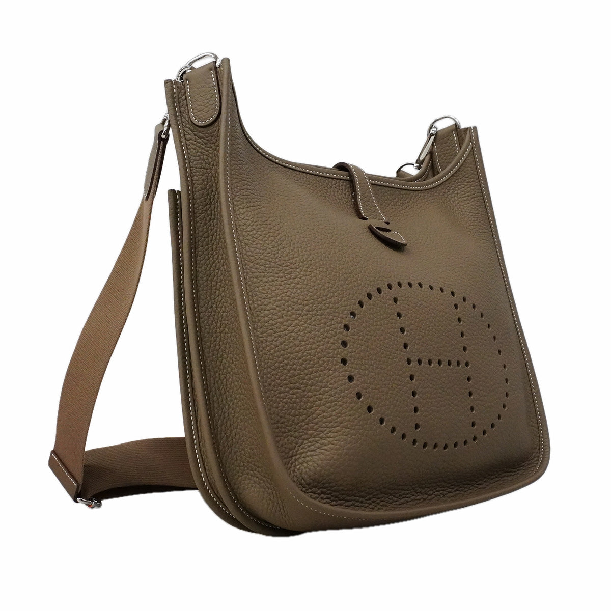【6ia1097】エルメス ショルダーバッグ エヴリン3PM トリヨンクレマンス エトゥープ シルバー金具 K刻印【中古】レディース