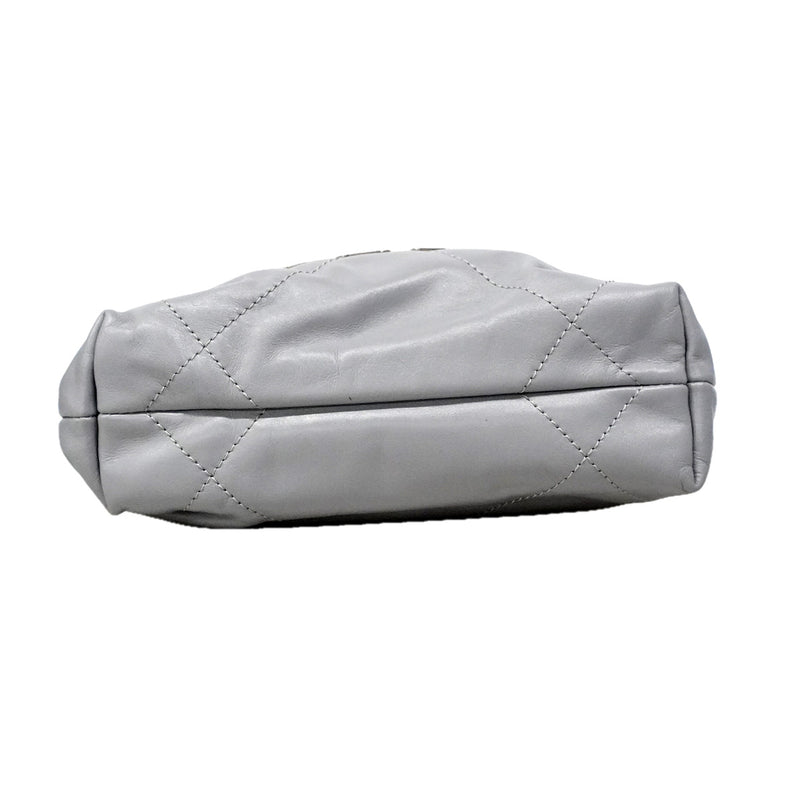 【6ia1101】シャネル ショルダーバッグ チェーンショルダー シャネル22ミニ グレー シルバー金具【中古】レディース