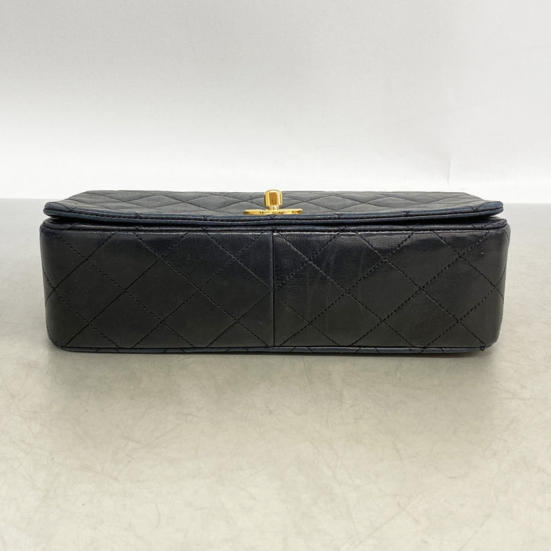 【6ia1107】シャネル ショルダーバッグ マトラッセ チェーンショルダー ラムスキン ブラック ゴールド金具【中古】レディース