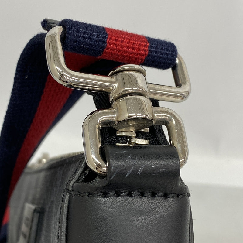 【6ia1108】グッチ ショルダーバッグ GGスプリーム 523599 PVC ブラック シルバー金具【中古】レディース