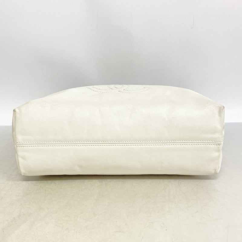 【6ia1123】シャネル トートバッグ ラムスキン ホワイト ブラック ゴールド金具【中古】レディース