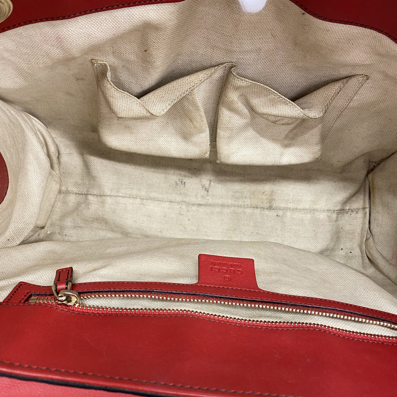 【6ia1182】グッチ ショルダーバッグ グッチシマ 295403 レザー レッド シャンパンゴールド金具【中古】レディース