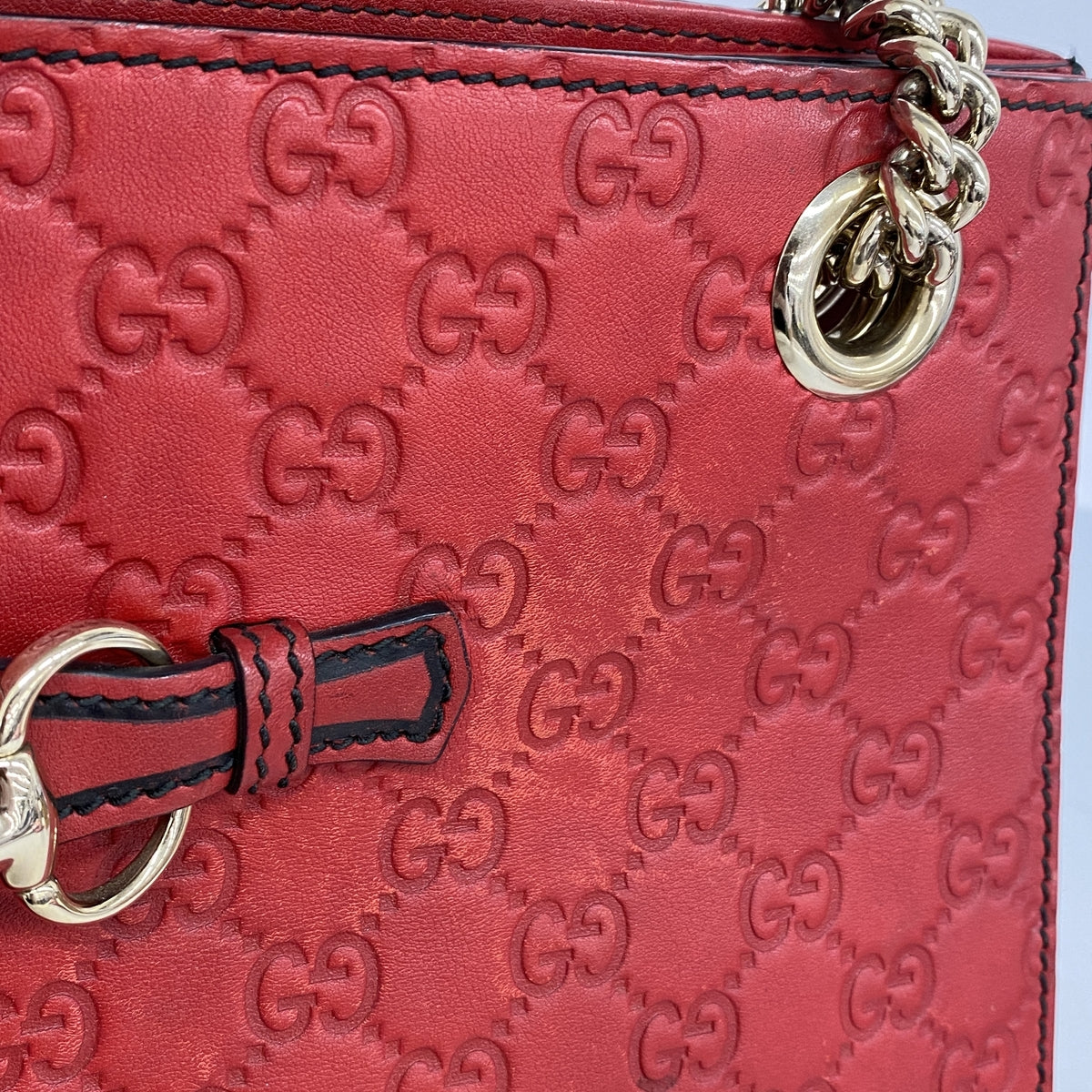 【6ia1182】グッチ ショルダーバッグ グッチシマ 295403 レザー レッド シャンパンゴールド金具【中古】レディース